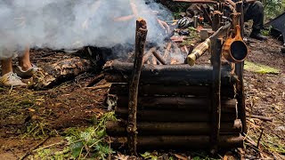 BUSHCRAFT CAMPING IN HEAVY RAIN