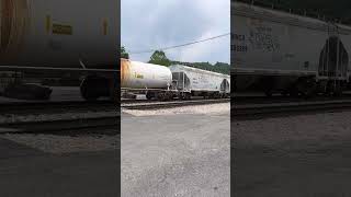 Csx m317-03 westbound mixed freight train from Cumberland md to Cincinnati Ohio