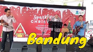 BANDUNG - YURA YUNITA