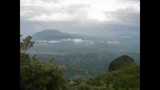 Croce del Monte dell'Ascensione (Ap) - Vista panoramica dal Monte Vettore fino alla Val Tronto