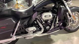 2013 Harley-Davidson FLHTCUSE8 - CVO Ultra Classic Electra Glide