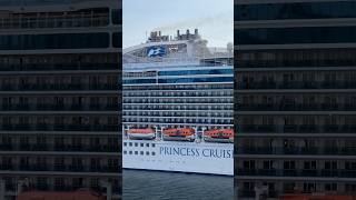 World’s biggest Cruise Ship #cruiseship #sailing