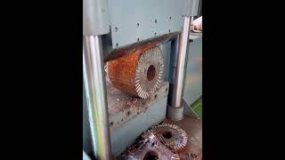 Quantitative Cutting Process of Motor Rotor - Good Tools & Machinery Make Work Easy !