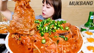 SUB) 땡초 가득 매운등뼈찜 大!!!🔥🔥 볶음밥에 반숙 달걀프라이 먹방 Spicy Backbone Soup KOREAN FOOD REAL SOUND ASMR MUKBANG