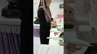 Proses memasak #dialyvlog #masakanrumahan #masakansederhana #iburumahtangga