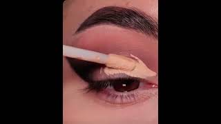 #youtubeshort #makeup #eyemakeup #world