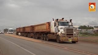 Australian Trucks l Random Rigs from around Australia - Road trains in action OzOutback Truckers