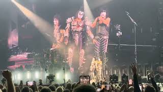 Kiss - Bows from Madison Square Garden {MSG NYC 12/1/23}