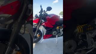 2024 Streetfighter V2 in Ducati Red