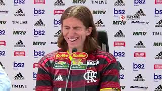 Gemidao Na entrevista do Filipe Luís passando na sua tl