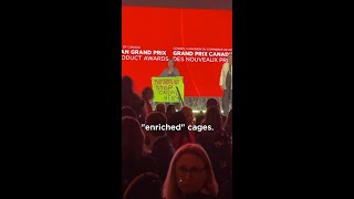 Activist Crashes Canadian Grocery Awards: Exposes Burnbrae's Caged Egg Cruelty 🐔