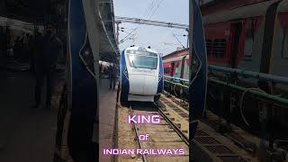 Vande Bharat Express @sk_yadav_vlogs #vandebharat #vandebharatexpress #railway #indianrailways