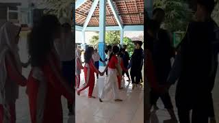 pemanasan seru, berputar putar putar #berolahraga #olahraga #pemanasan #shortvideo #shorts #warmup