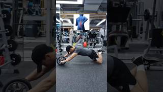 Feeling sore after using the ab wheel for abs? Learn the proper way to apply force in 9 seconds.