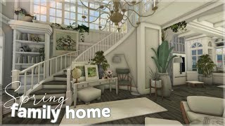 Bloxburg | Realistic Elegant Two-Story Spring Family Home | Roblox | House Build