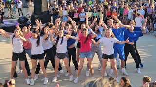 Spectacle de fin d'année hip-hop Collège Roquepertuse 26 juin 2024 sur le parvis..