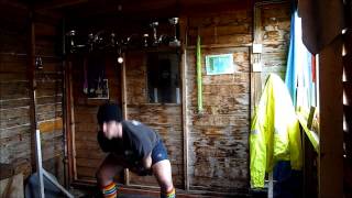 Double kettlebell snatch 2 x 16kg