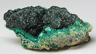 Découverte de malachite,pétrole, cobalt et autres minerais à KABEYA KAMUANGA! Regardez