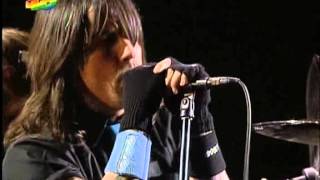 Red Hot Chili Peppers - Live At Guggenheim Museum Bilbao Spain 2006