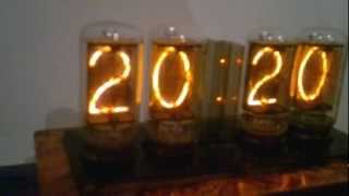 ZM1042 4 digit Nixie Clock.mp4