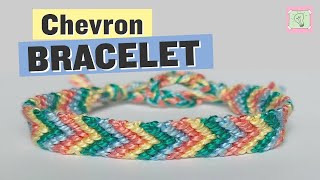 Friendship bracelet with a zigzag pattern – beginner friendly video tutorial