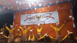 tari bungong jeumpa di acara pembagian hadiah 17 Agustus 2024 di RPTRA Meruya Selatan