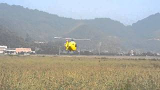 スケール機 450Sport EC135 初飛行成功！