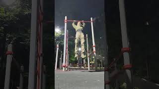 5 выходов силой на турнике вечером в Алматы - 5 muscle up set! 🔥💪😎 #evningroutine #muscleup #workout