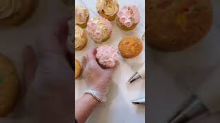 Watch how we decorate out Birthday Cupcakes!! #cupcake #birthday #birthdaycelebration #gift