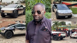 Osei Kwame Despite drives his CYBERTRUCK on Kumasi Streets as people pulled out on his way 2 funeral