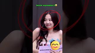 Jennie's expression when her belly was exposed #jennie #blackpink