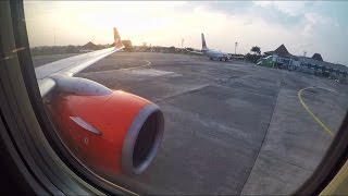 Lion Air Boeing 737-900ER Landing Solo