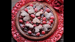 Crostata di cuori e lamponi