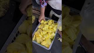 king of yellow? 🤤 #shorts #youtubeshorts #jackfruit #food #foodie #fruits#peeling #asianfood