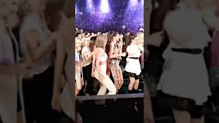 Taylor Swift And Zendaya Grooving To The Beat | Celebrity Moments #Shorts #Taylorswift #Zendaya