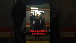 Penumpang KRL di jam sibuk #shorts#viral