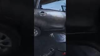 BAHAYA!!! Pastikan Pintu Mobil Anda Tertutup Rapat, Jangan Sampai Kejadian Seperti Ini!!!