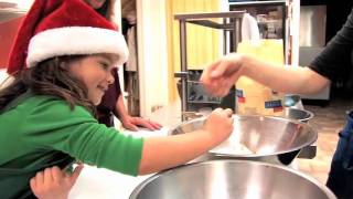 Holly & Noel Bake Cookies