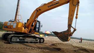 Excavator LIVGONG 921Di | KOMATSU 180 | The two work together | caterpillar boy