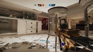 INSANE NEW GLITCH ON HOUSE - GET INTO THE TABLE (Rainbow Six Siege)