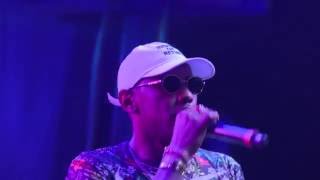 Fabolous Performing  at the BACARDÍ & Dean Collection Present No Commission Art