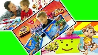 Dolci preziosi😍Dolcissima Puntata: Hot Wheels Pista, 5 calze della Befana, dolci di PJ MASKS