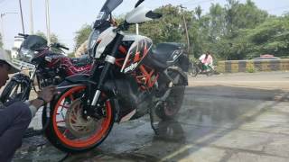 How to get your baby (bike) washed | Carol | KTM Duke 390 | ONi M