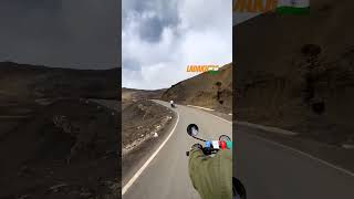 ladakh 🇮🇳trip 🚴#travel #shorts #short #youtubeshorts #mountain #bike #india