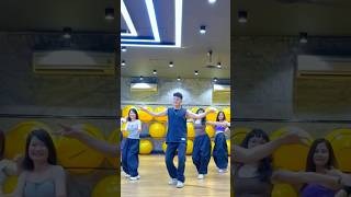 Part 2 [Dance Cover] TỰ EM SAI (Remix) - Linh HươngLuz x IC Music #zumba #tuemsai #dance #shorts