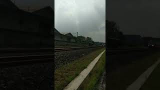 HUNTING DADAKAN - KA AIRLANGGA LEPAS STASIUN CIREBON PRUJAKAN