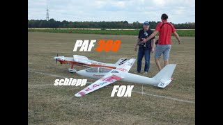 Jörg und sein Paf 300 schleppen einen Fox am Euroflugtag 2018