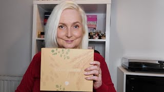 Unboxing Glossybox Subscription Beauty Box - April 2023 - Bloom and Grow