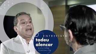 Antonio Lavareda entrevista Tadeu Alencar.