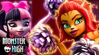 ¡Draculaura y Toralei compiten por ser la líder del miedo! 📣 | Clip | Monster High™ Latino